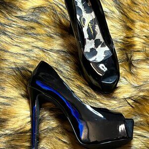 Jessica Simpson Black Patent Leather Platform Peep-Toe Stilettos